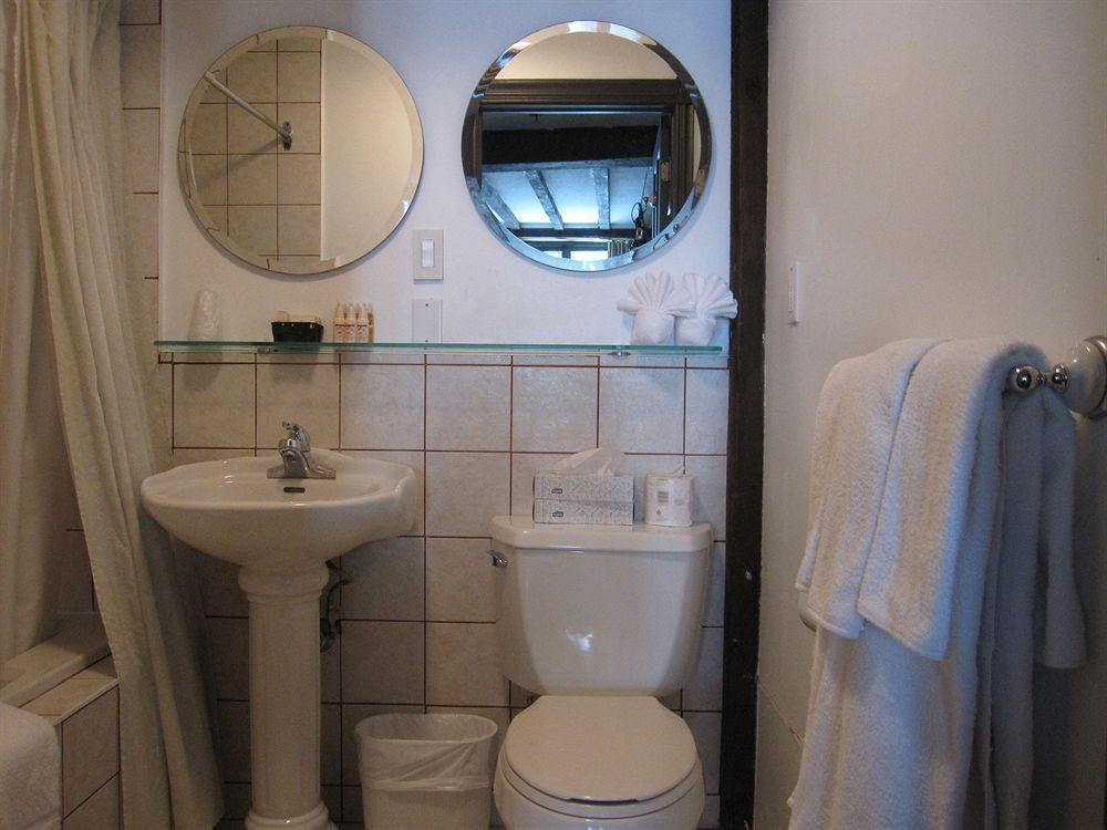 Hotel Epik Μόντρεαλ Εξωτερικό φωτογραφία